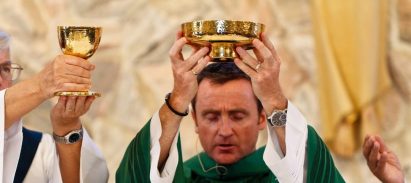 20160812_orl_Liturgy-of-Eucharist-lr-e1498568879875